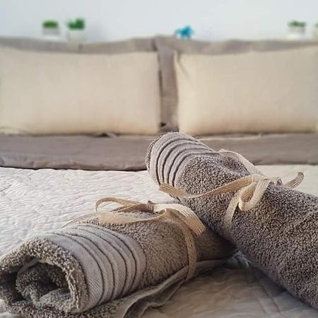 Erika Boutique Apartments Нікіті Екстер'єр фото