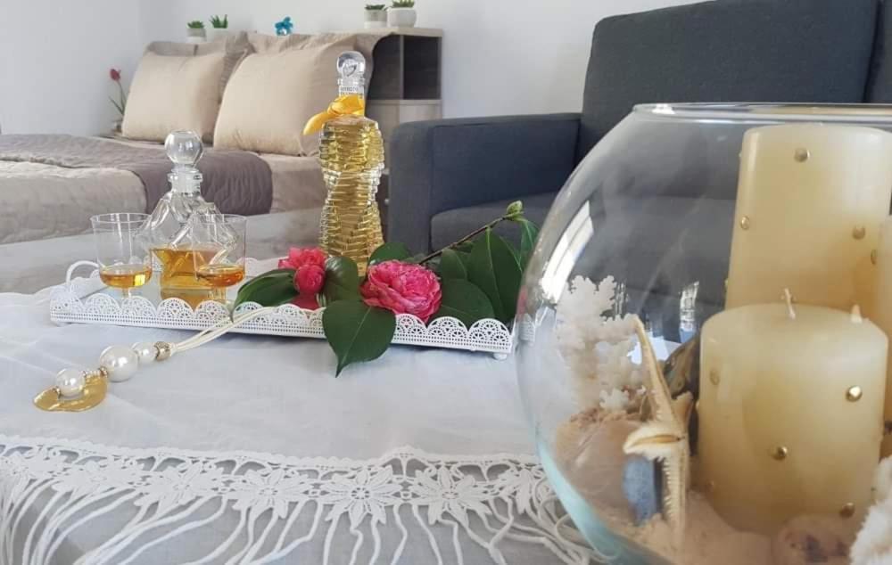 Erika Boutique Apartments Нікіті Екстер'єр фото